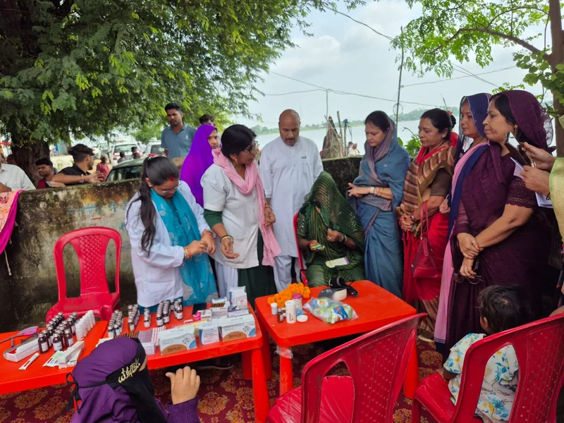 आंगन से मिलन कार्यक्रम में केन्द्रीय मंत्री डॉ. वीरेंद्र कुमार ने कहा—सभी का पोषण सुनिश्चित हो